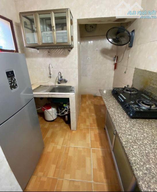 Cho thuê nhà Tập thể Đại La, Hai Bà Trưng, tầng 5, 40m2, 1 ngủ, 5.5 triệu - 2