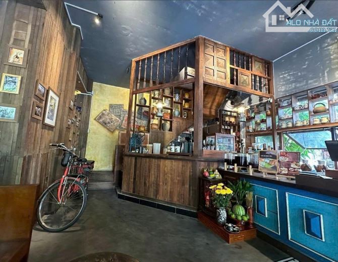 Cho thuê mặt bằng Quận 1 Trần Hưng Đạo 180m2 giá thuê 140 triệu - 2