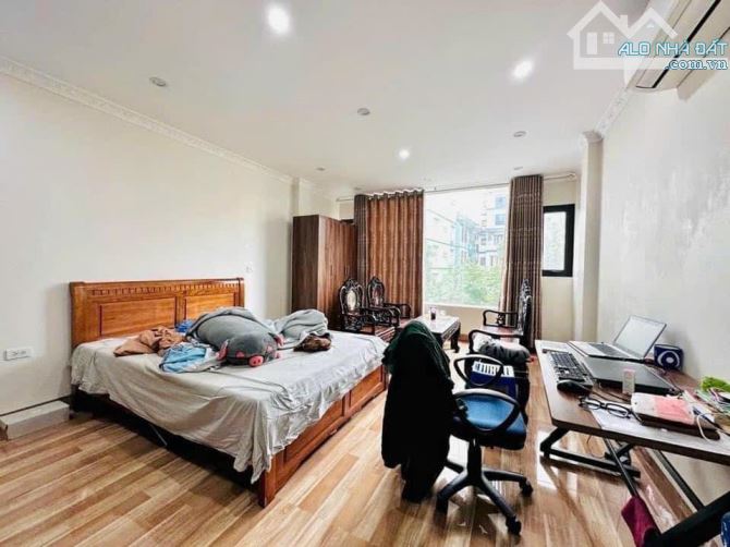 BÁN NHÀ VIỆT HƯNG - GIÁ TỐT - 4 NGỦ - GẦN TRƯỜNG HỌC - TIỆN CHO CON CÁI ĐI LẠI - 3