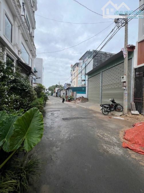 NHÀ BÌNH TÂN HƯƠNG LỘ 2,NGAY 4 XÃ,,GẦN TÊN LỬA,5 TẦNG,50M2,ĐƯỜNG XE HƠI CHỈ 6xx tỷ - 3