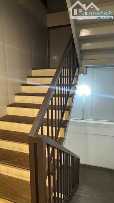 BÁN NHÀ NGUYÊN CĂN TAM TRINH-OTO ĐỖ CỬA-94M X 3 TẦNG-MT 5.5M-20.3 TỈ - 3