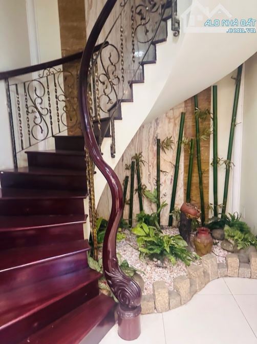 BÁN BIỆT THỰ 2 MẶT TIỀN ĐƯỜNG LÊ THÚC HOẠNH 4 TẦNG  9×16 - 3