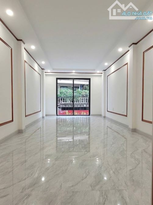 KHÚC THỪA DỤ - CẦU GIẤY - 50M x 7 TẦNG - THANG MÁY - MT 4.2M - Gara Ô TÔ - 19.5 TỶ - 3