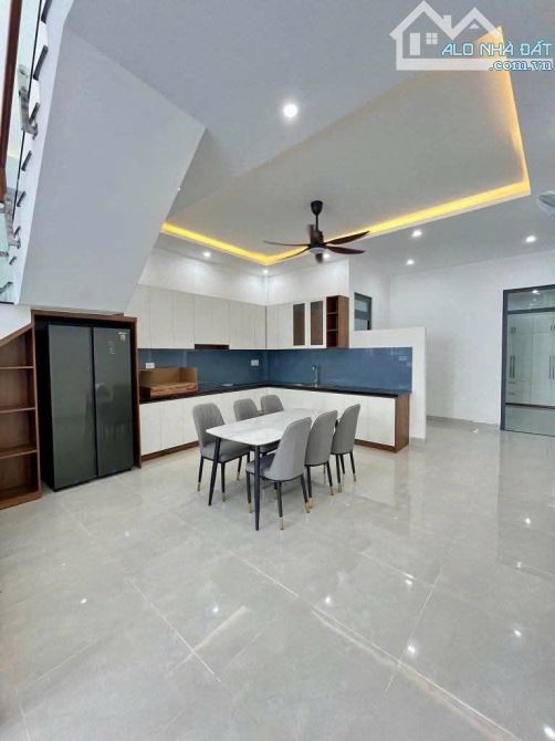 Nhà mới hẻm 66 Ywang , gần đại học Tây Nguyên - 3.250 - 3