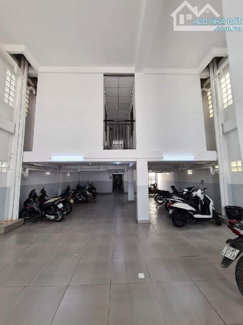 Bán CHDV - THẠNH XUÂN 22 - 28 phòng - BVXD lên fun 50 phòng - Giá 22.5 tỷ TL - 3