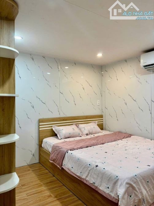 🏠Bán Nhà Mê Lửng Đúc K138/ Nguyễn Phước Nguyên . Kiệt thẳng , Cách Đường Chính đúng 40m. - 3