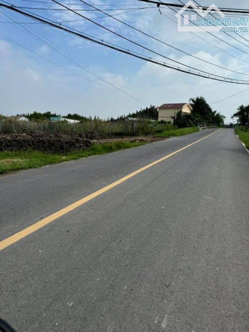 Mặt Tiền Nguyễn Văn Tạo - Nhà Bè - TPHCM - Diện tích : 1243,8m2 Thổ cư , mặt tiền rộng 21m - 3