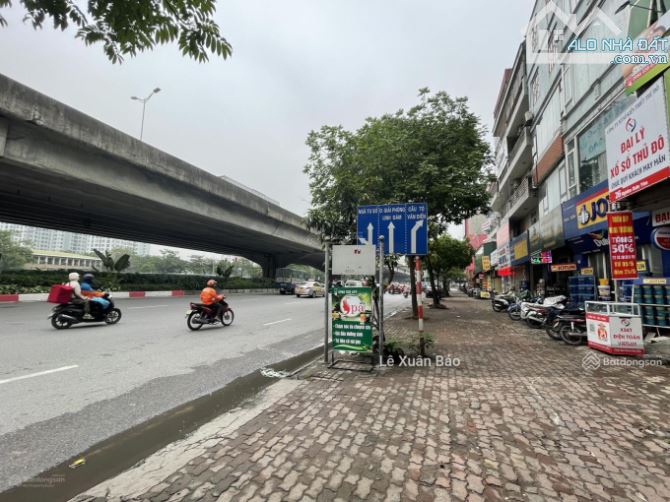 Cho thuê nhà MP Nguyễn Xiển. DT 55m*7T. Nhà đẹp, thang máy. KD sầm uất các loại hình. - 3