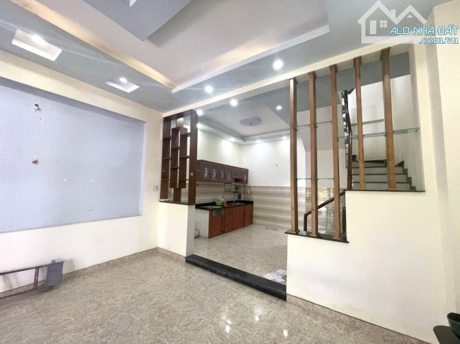 Nhà 2Tầng đường TX21 phường TX Q12 DT 51 m2 (5x10.3) hẻm 10m 💲 4,35 tỷx10) - 3