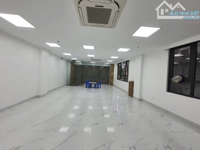 Bán nhà mặt phố Tam Trinh, 100m2 x 8 tầng, lô góc, MT 6m - 3