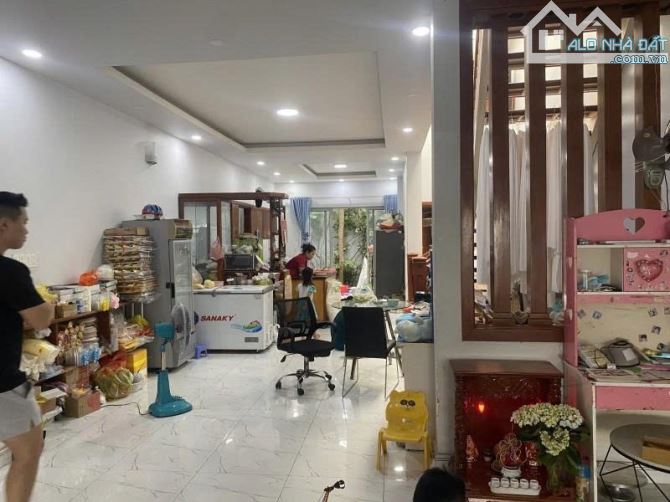 Cần bán nhà 3 tầng trong hẻm đường Gò Dưa, P. Tam Bình, Thủ Đức - 3