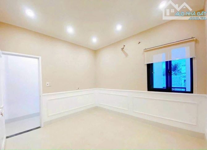 nhà 1 trệt 1 lầu mới đẹp hẻm 1-2 đường nguyễn văn cừ, lộ giới 4m ô tô tới nhà - 3