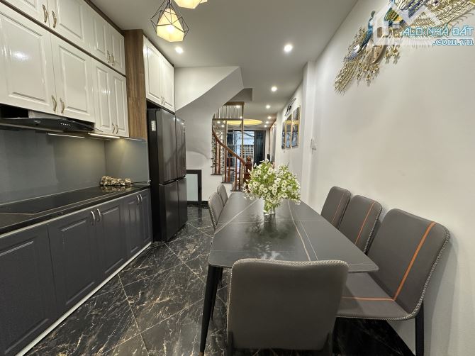 BÁN NHÀ PHÂN LÔ, Ô TÔ, PHỐ PHƯƠNG MAI 50m2 x 4 Tầng Mt4m giá 10 tỷ - 3