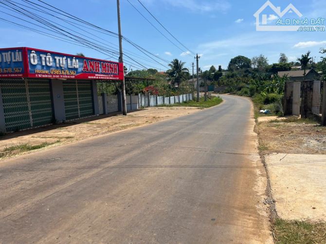 Mặt tiền y wang nối dài thôn 4 ekao, đất sâu miên man, giáp suối. - 3
