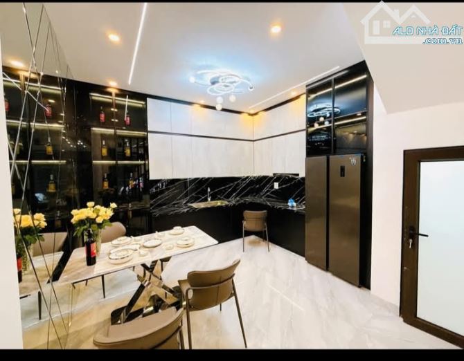 Cần bán nhà Phương Mai,nhỉnh 10tỷ có nhà mặt ngõ ô tô dừng đỗ, - 3