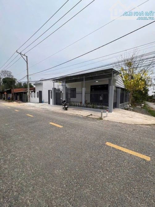 Ngộp.! Bán gấp nhà Đ.Ba Sa , củ chi 235m2 SHR 3PN. Giá 800 Triệu - 3