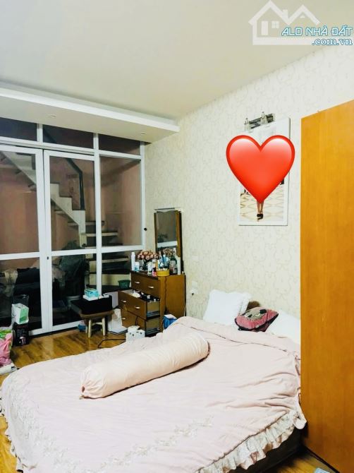 Bán gấp nhà riêng Hàng Bột 30m 4 tầng dân xây KCBT, sổ nở hậu, ngõ nông rộng, chỉ 5.5 tỷ - 3