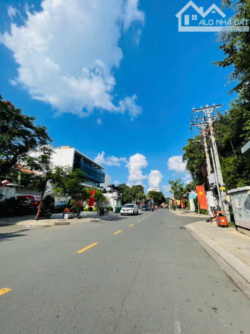 Hiếm!Đất đường Xuân Thuỷ,Thảo Điền_Khu vực vô cùng nổi tiếng _100m2 ngang 8m _ Gần sông SG - 3