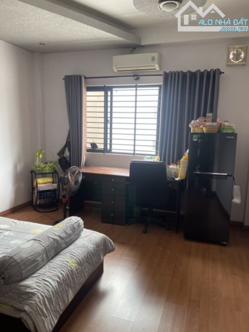 Chủ ngộp ngân hàng cần bán gấp nhà 3 tầng BTCT  P6, GV - 72m2 - HXT thông. 8 Tỷ TL - 3