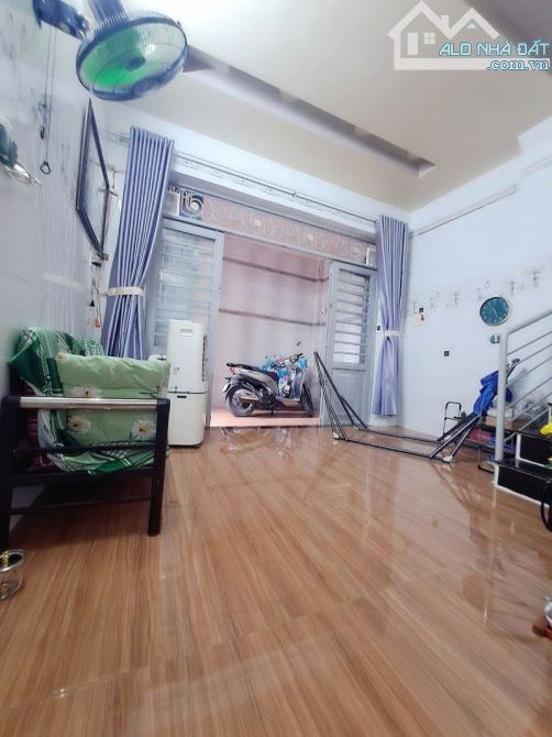 Bán nhà Phú Thọ Hoà giáp Luỹ Bán Bích 43m2 4.3x11 2T gần chợ, trường học, giá 5 tỷ xx - 3