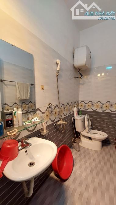 Bán nhà Cái Tắt, An Đồng, An Dương, Hải Phòng. 3 tầng, 57m2, 2,7 tỷ. Ngang 5,7m, ngõ 2,5m - 3