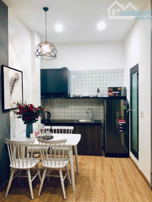 Bán CHDV gần mặt tiền Lê thánh Tôn, P.Sài Gòn (Q1 cũ) 4.1x7.5m - 4L giá chỉ 13 tỷ - 3