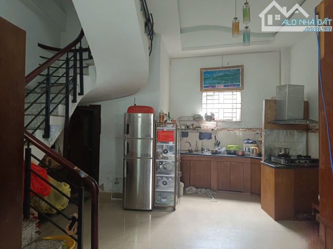 BÁN NHÀ 4 TẦNG – MẶT TIỀN ĐƯỜNG NHÁNH – SÁT NGUYỄN THỊ ĐỊNH – 84m² – 7,5 TỶ - 3