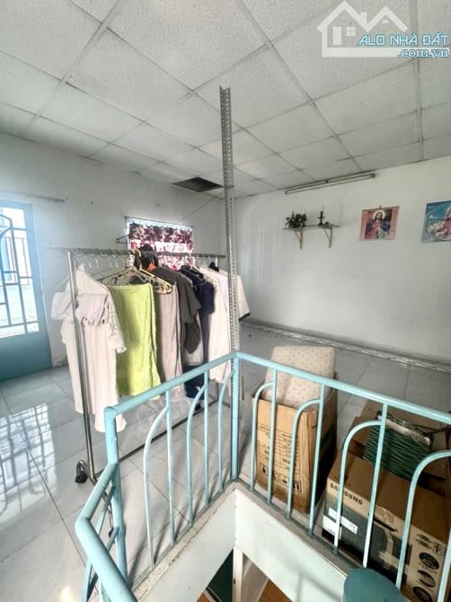 Bán gấp nhà 3 tầng 18m² Tân Bình – DTSD 54m² – giá siêu rẻ chỉ 2.x tỷ - 3