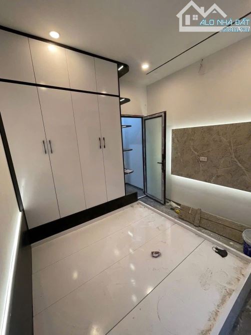 🏠 Cổ Nhuế, 36m2 nhỉnh 8 tỷ, mới koong, ngõ thông, gần ô tô, thang máy, an sinh tuyệt vời - 3