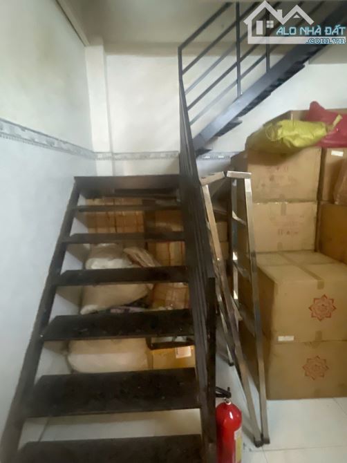 TIỆN XÂY MỚI - KHUÔNG VIỆT TÂN PHÚ - DT: 90M2 ( 4.2x21) NHỈNH 9 TỶ - 3