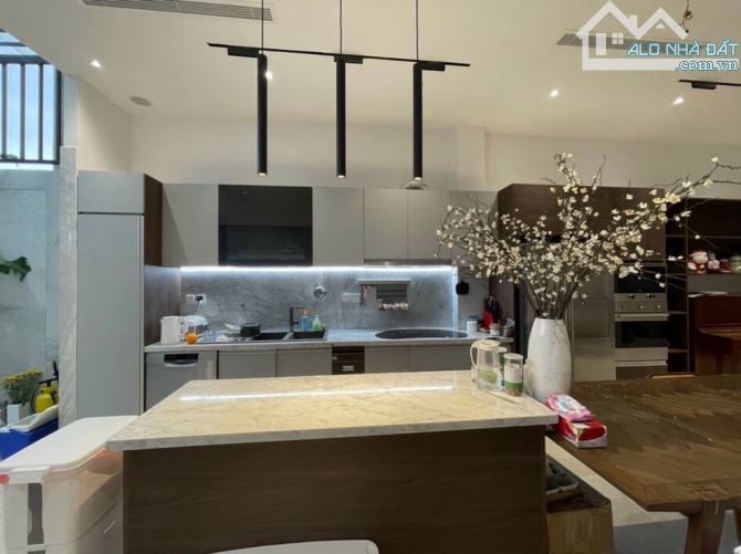 Nhà 3 Tầng Thiết Kế Hiện Đại - Khu Dân Cư Dân Trí Cao - 103m2 Full Thổ cư - 3