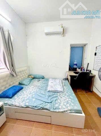 NHÀ ĐẸP – 3PN – 2WC – 2 BAN CÔNG – Ô TÔ VÒNG QUANH – NAM TRUNG YÊN - 6,15 TỶ - 3