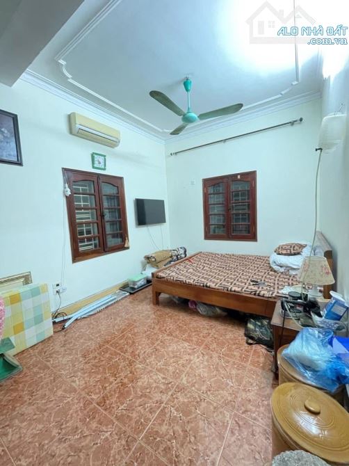 Ô Tô - Sổ To khủng - TThể Học Viện Ngân Hàng - Chùa Bộc - DĐa - Dt :98m2/3PN*nhỉnh 6 tỷ - 3