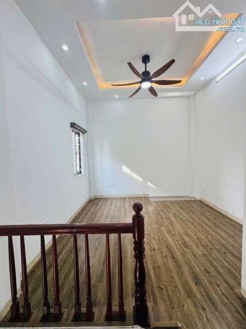 ĐẸP Ở NGAY – ĐẦY ĐỦ CÔNG NĂNG –20m CÁCH Ô TÔ TRÁNH 33m2 -4 tầng 5,7 tỷ YÊN LỘ - 3