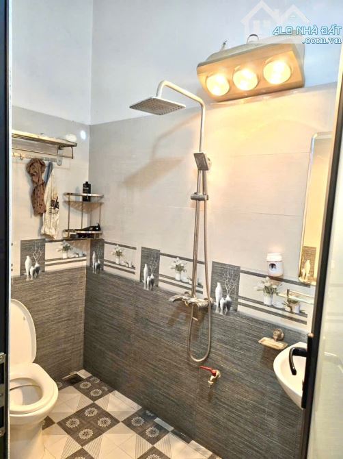 BÁN NHÀ 2 TẦNG SIÊU ĐẸP-MÁI NHẬT HIỆN ĐẠI SỐ 351A  ĐƯỜNG BẢO LƯƠNG- P.YÊN NINH -TP.YÊN BÁ - 3