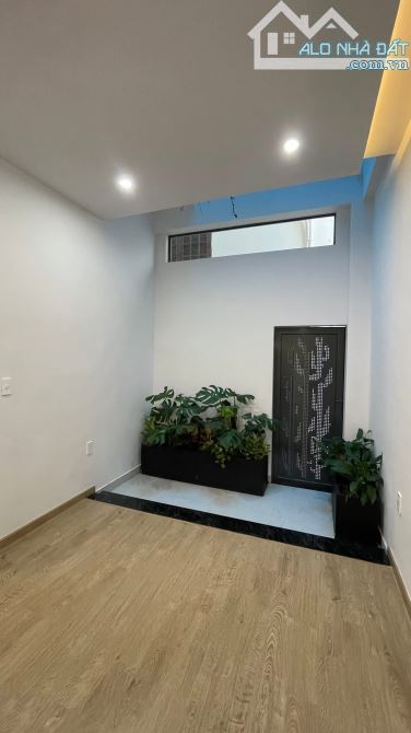 🏡 NHÀ MỚI 3 TẦNG HIỆN ĐẠI – FULL NỘI THẤT CAO CẤP – TRUNG TÂM HẢI CHÂU  📍 Vị trí: gần Lê - 3