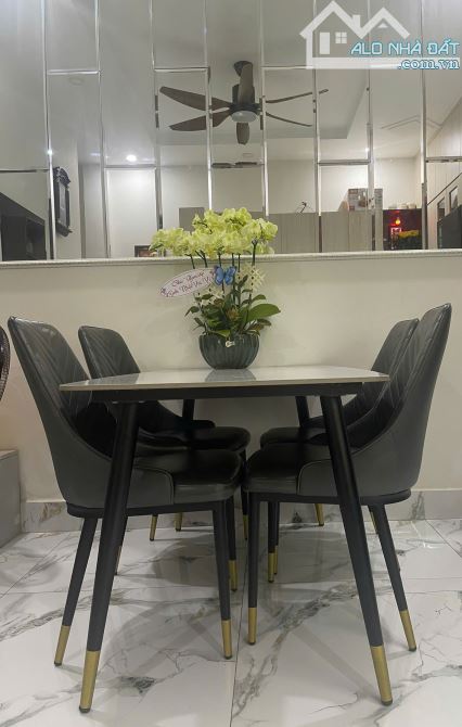 Mặt tiền Đường Hoa - Khu Phan Xích Long , DT: 4x12m, 4 Tầng full nội thất, GIÁ 16.5 Tỷ - 3