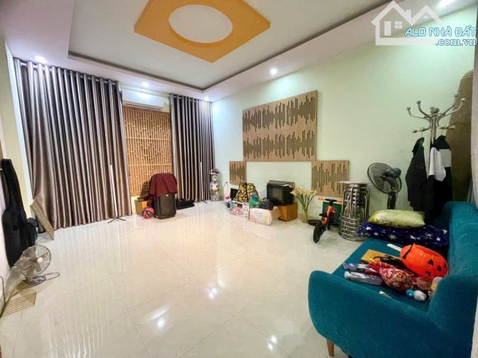 Bán nhà khu phân lô quán Nam ô tô đỗ cửa kết hợp kinh doanh  tại nhà tốt - 3