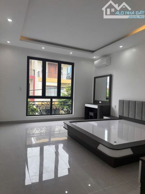 Bán nhà độc lập xây mới Khúc Thừa Dụ ô tô đỡ cửa 24/24. - 3