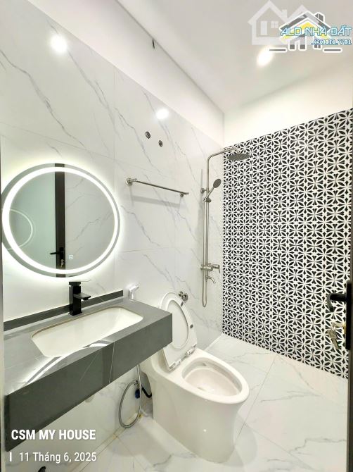 Căn Duy Nhất - 3 Tỷ 350 - 41m2 - Mới - Sau nhà Mặt Đường Ô toi - 3