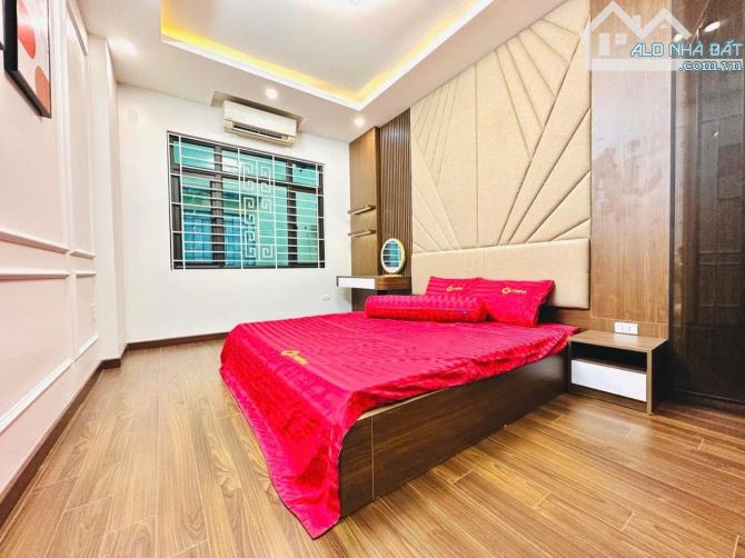 TRẦN QUỐC VƯỢNG, CẦU GIẤY - NHÀ ĐẸP Ở NGAY - 5 TẦNG FULL NỘI THẤT - SỔ VUÔNG SẴN SÀNG - 3