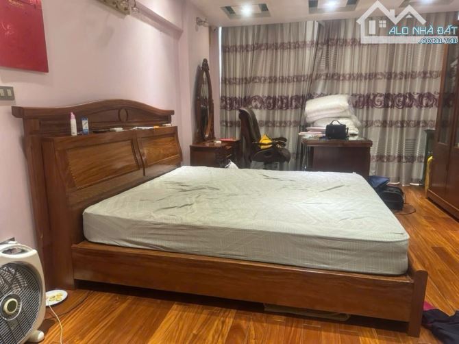 Bán nhà Xuân Đỉnh, 40m x 5 tầng, nội thất cao cấp, ô tô đỗ cửa, an ninh tuyệt đối - 3