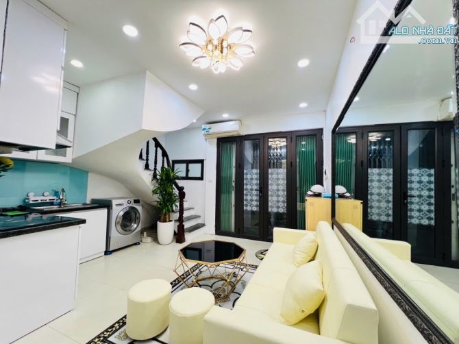 CƠ HỘI VÀNG! NHÀ DÂN XÂY KIÊN CỐ – 5 TẦNG – NỘI THẤT ĐẸP – CHỈ 4,5 TỶ TRUNG TÂM ĐỐNG ĐA 💥 - 3