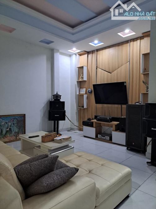BÁN NHÀ CĂN GÓC Bàu Cát 1, Tân Bình 2 tầng 72m2(6x12). Kinh doanh đỉnh. Giá chỉ 15,5 tỷ. - 3