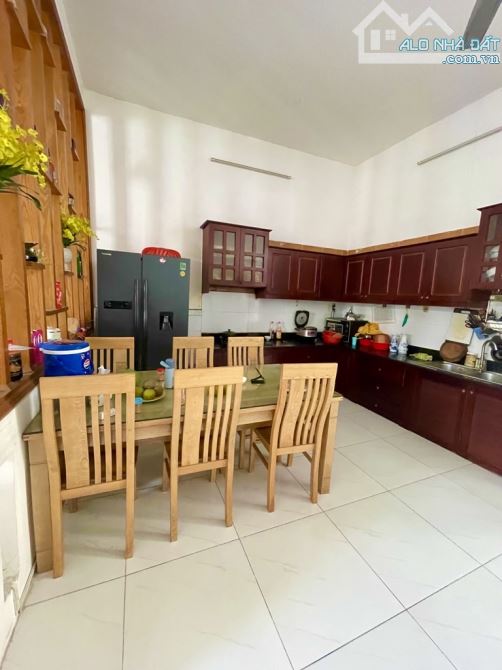 Nhà cấp 4 đường TÔ NGỌC VÂN, phường THẠNH XUÂN, Q12, dt 161m2 (6,5mx25m) Hẻm Ôtô GIÁ 9,5Tỷ - 3