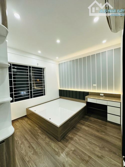 BÁN CĂN HỘ TÒA  Nơ 9B Bán đảo Linh Đàm, Hoàng Mai, 80m2, tk 3 ngủ 2vs, ban công view đẹp - 3