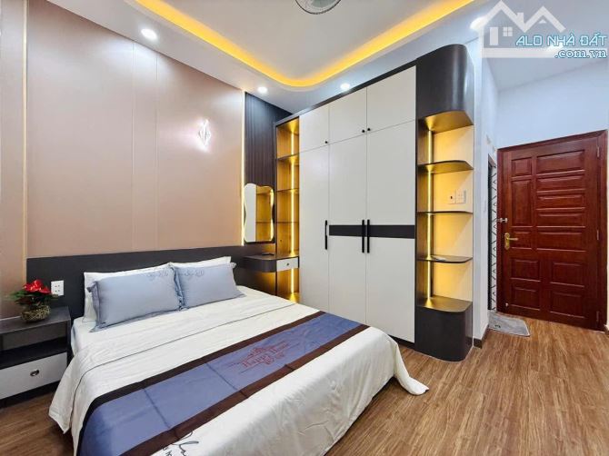 Siêu Phẩm Lô Góc- Bùi Quang Là ( GV) 4×16(4 Lầu)- 8,18 Tỷ TL. - 3