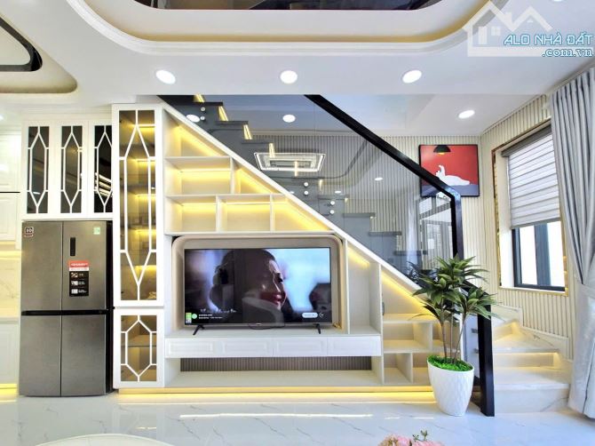 Nhà quận 7, đầy đủ tiện nghi, dọn vào ở ngay, thuận tiện - 3