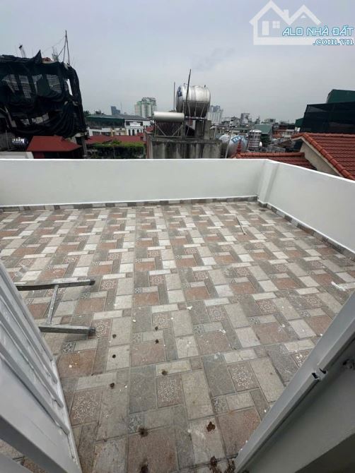 Bán nhà Thụy Khuê, 9 tỷ 5, DT 40m, 6 tầng, thang máy, mặt tiền 4.6m, nhà mới ở ngay - 2