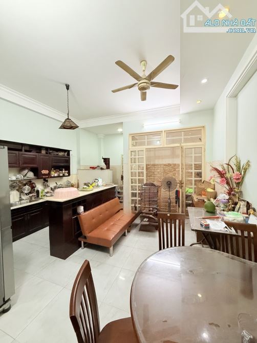 Bán Nhà HXH Phan Đăng Lưu P.Đức Nhuận 5 tầng 106m2 giá 16.7 tỷ - 3